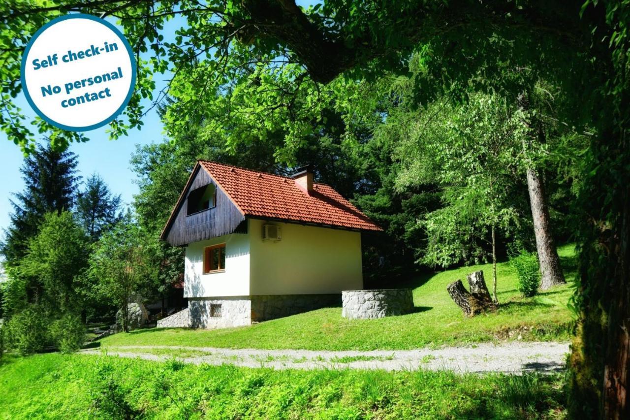 Forest House Vrhnika Exterior foto
